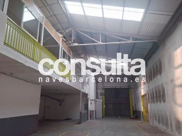 Industrial building to rent in Carrer Lleida 11