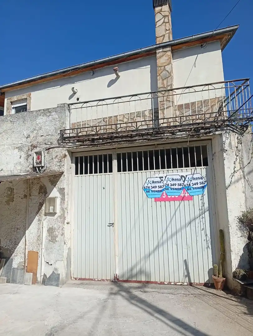 Vista exterior de Casa o chalet en venta en A Rúa 