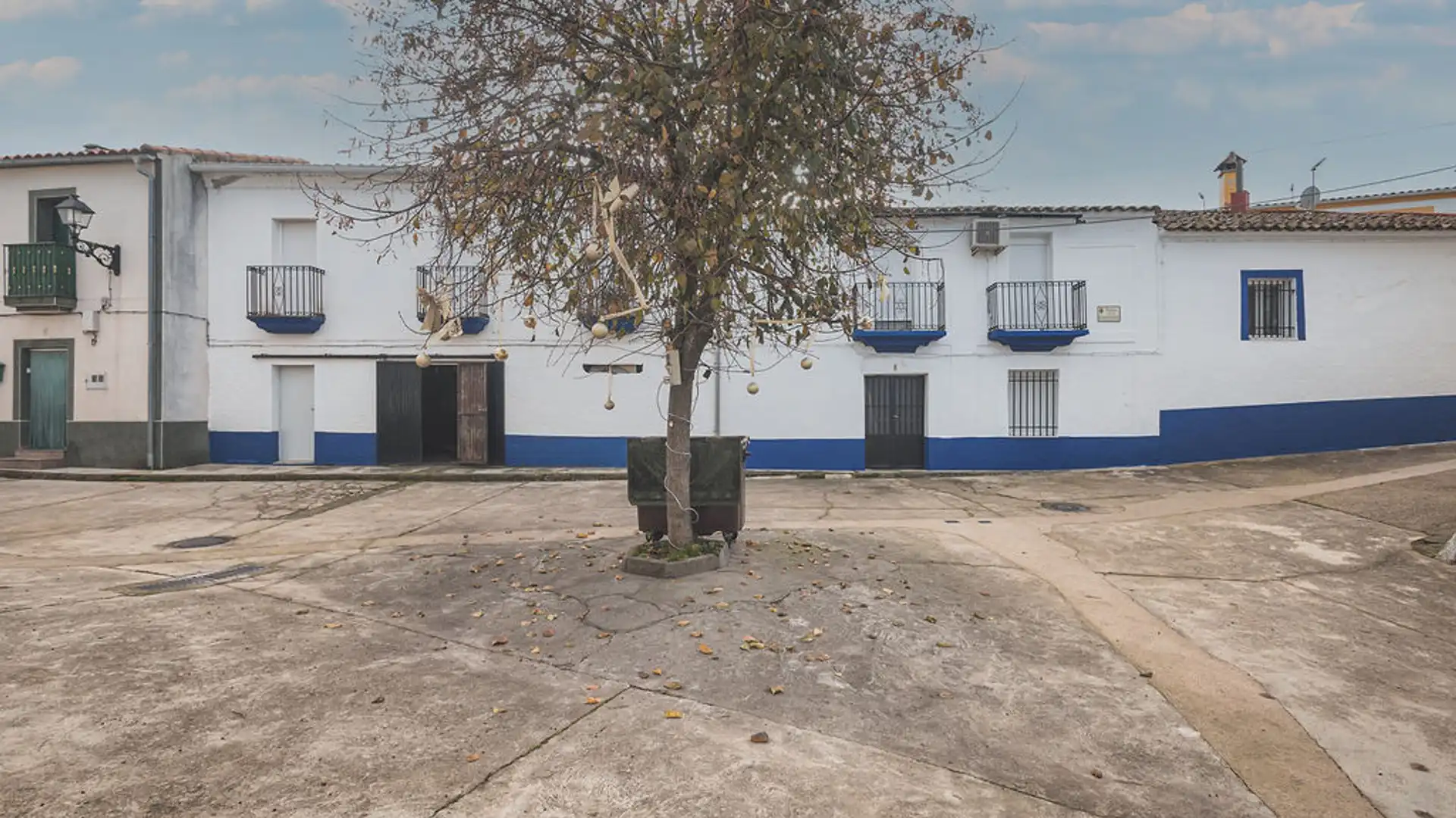 Vista exterior de Casa o xalet en venda en Valencia de Alcántara