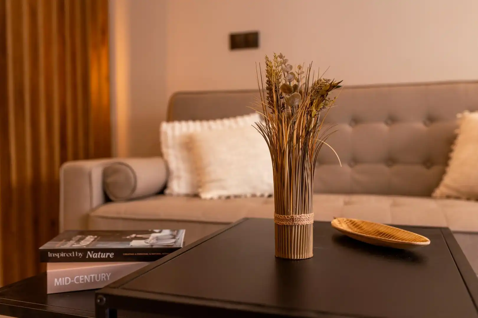 Living room of Study for sale in Granada  with Air Conditioner, Heating and Oven