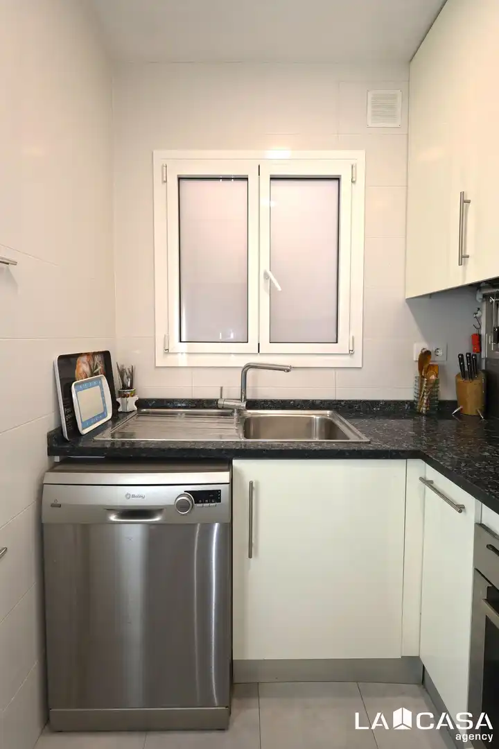 Flat with terrace for sale in Carrer de Radas, imagen 14
