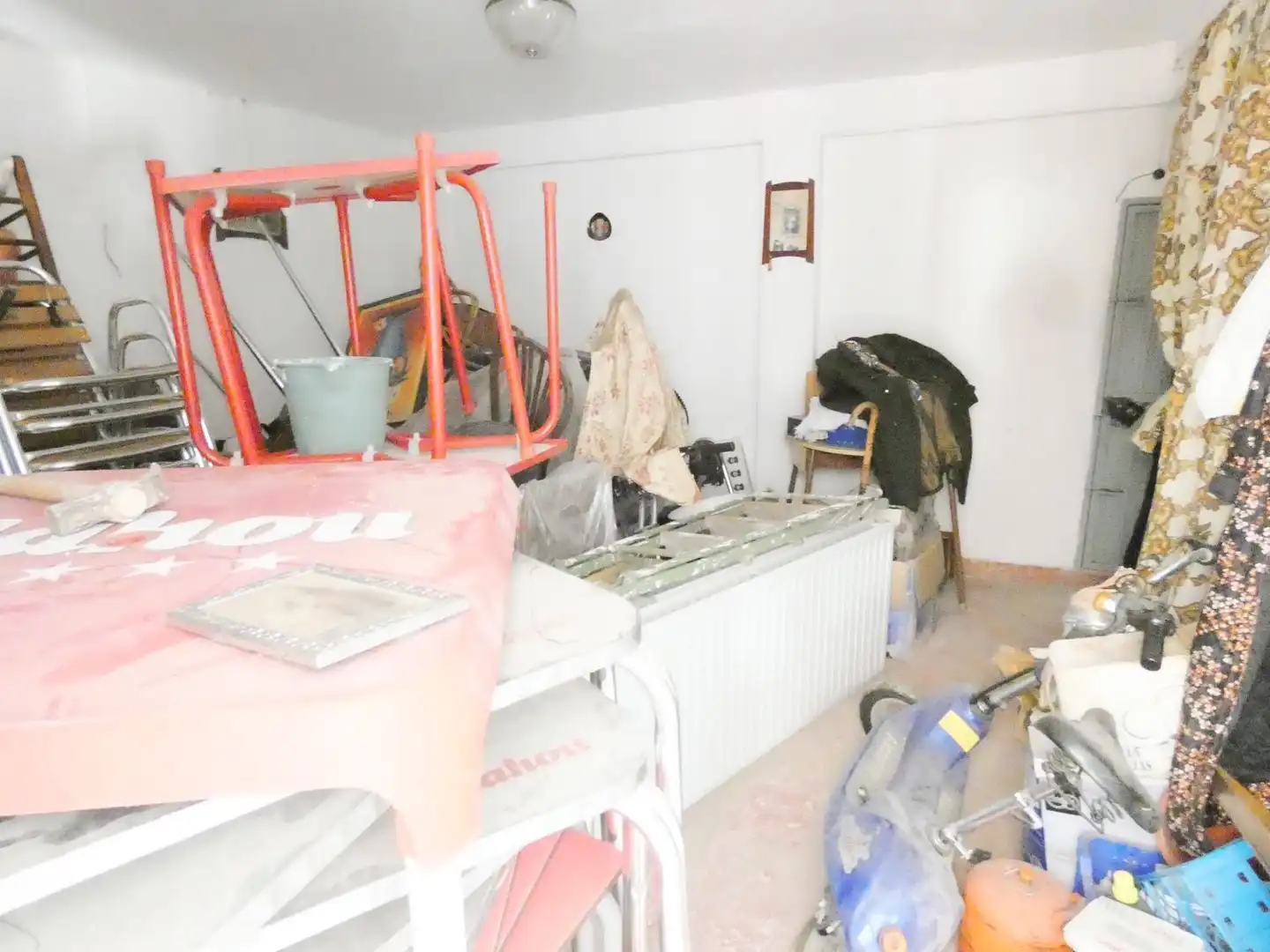Casa adosada en venda en Mogente / Moixent