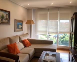 Living room of Flat for sale in Santander  with Heating, Parquet flooring and Storage room