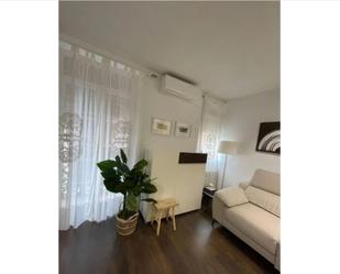 Living room of Apartment to rent in  Valencia Capital  with Air Conditioner, Heating and Balcony