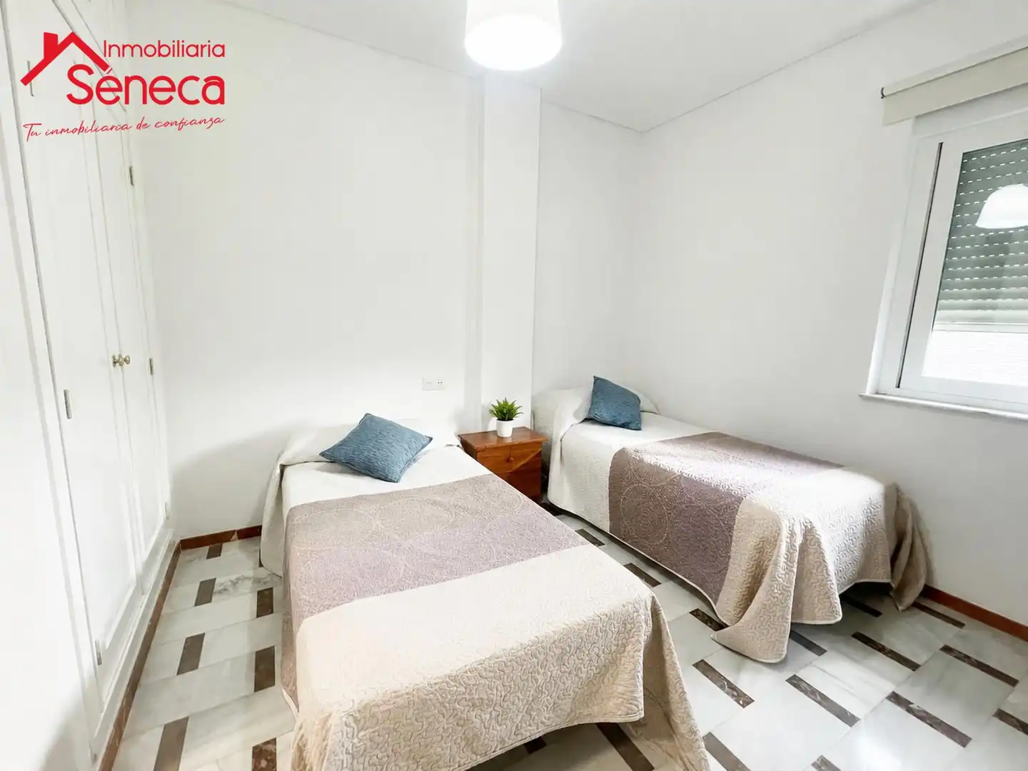 Habitación de Piso de alquiler en Córdoba con Aire acondicionado, Terraza y Amueblado