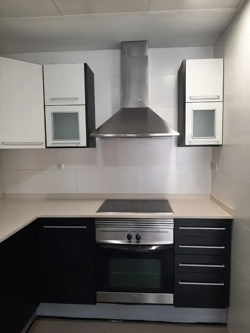 Kitchen of Flat for sale in Mataró  with Air Conditioner, Heating and Oven