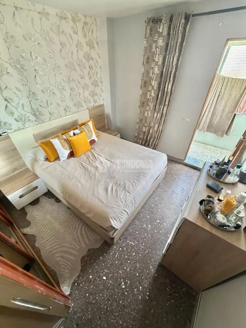 Habitación de Piso en venta en Fuenlabrada con Aire acondicionado y Terraza