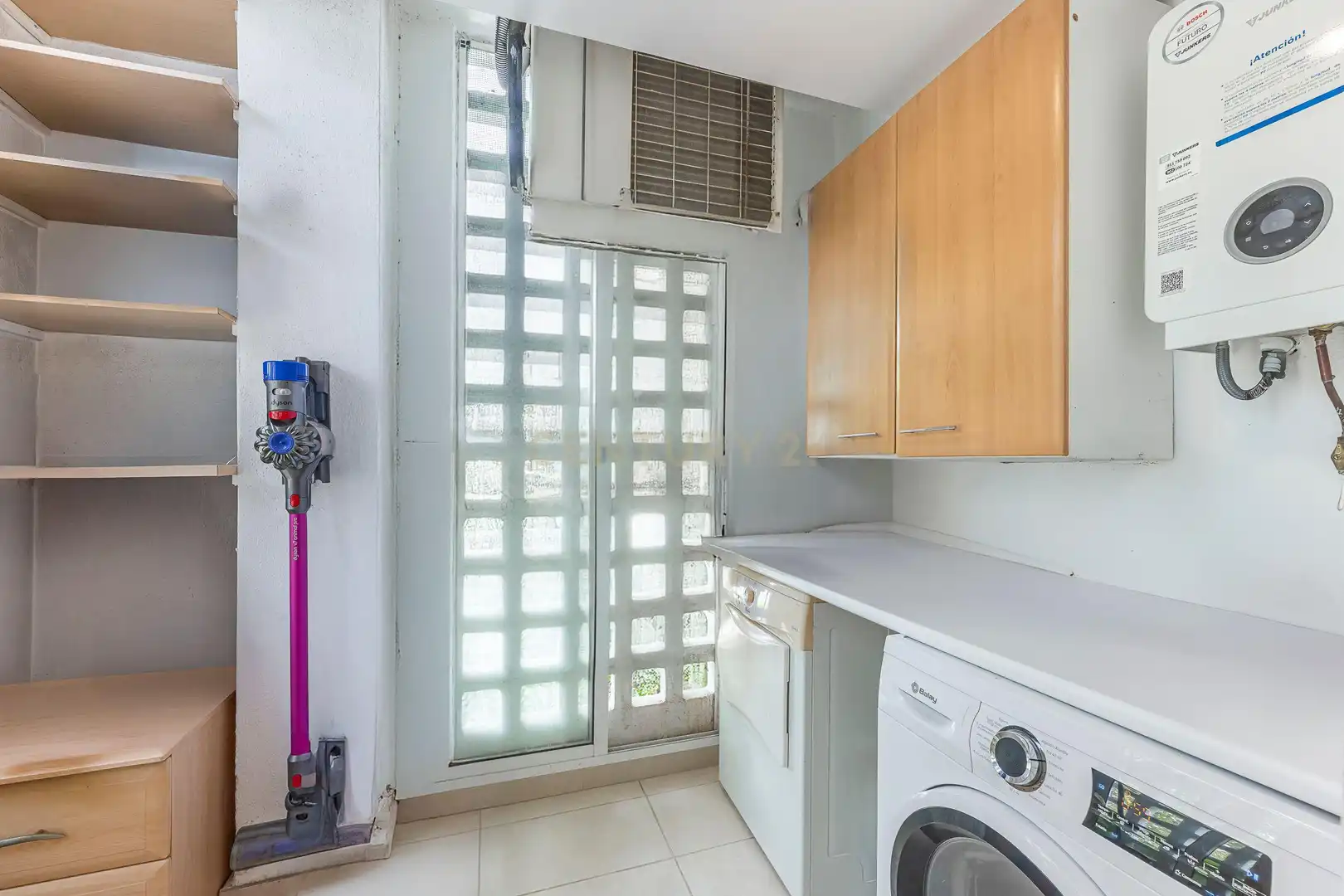Cocina de Apartamento en venta en Marbella con Aire acondicionado, Jardín privado y Trastero
