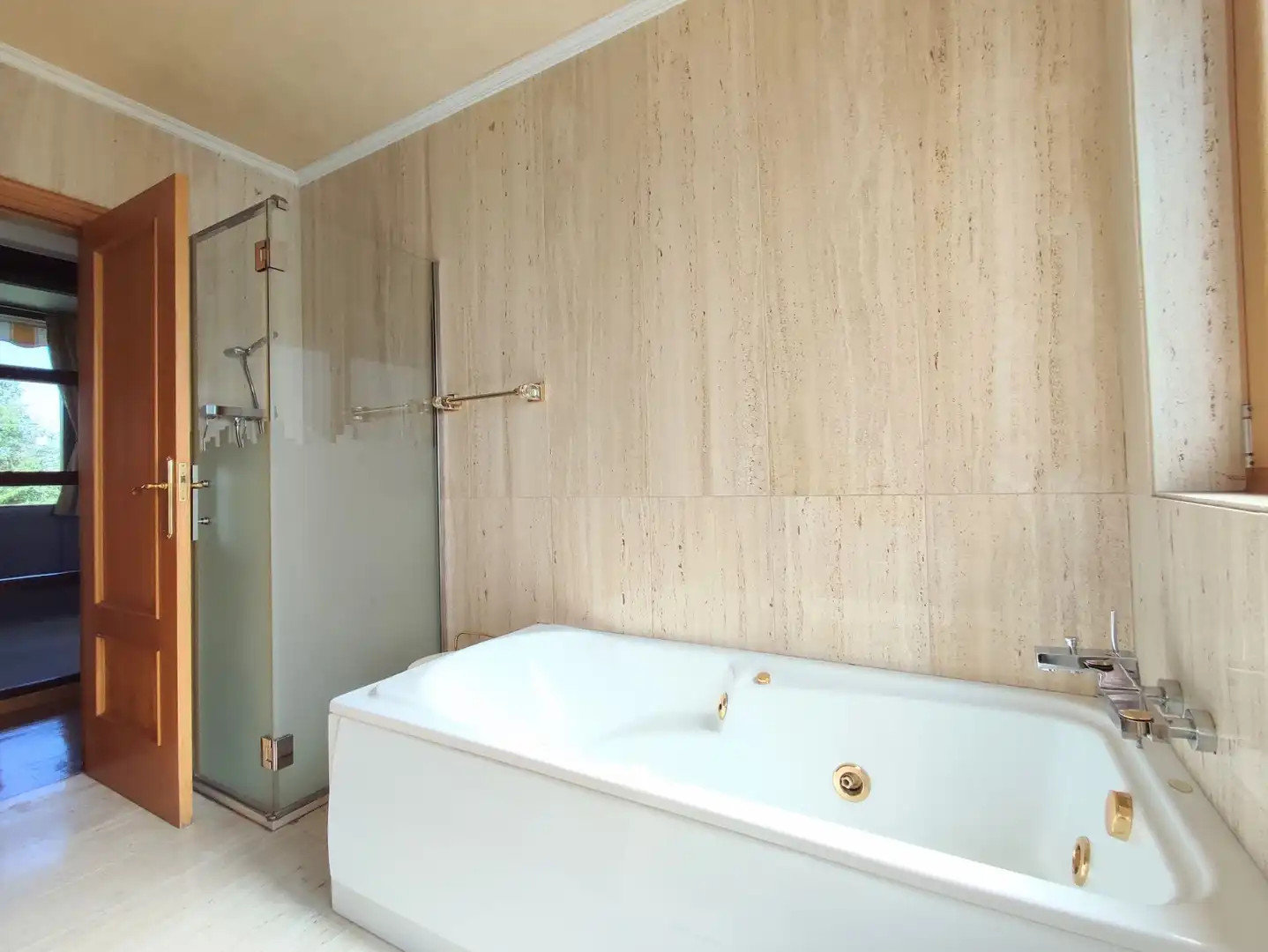 Bany de Casa o xalet en venda en Cizur amb Calefacció, Jardí privat i Terrassa