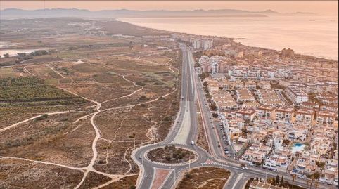 Foto 5 de Casa adosada en venta en Calle las Tortolas, Zona Carrefour - Urbanizaciones, Torrevieja