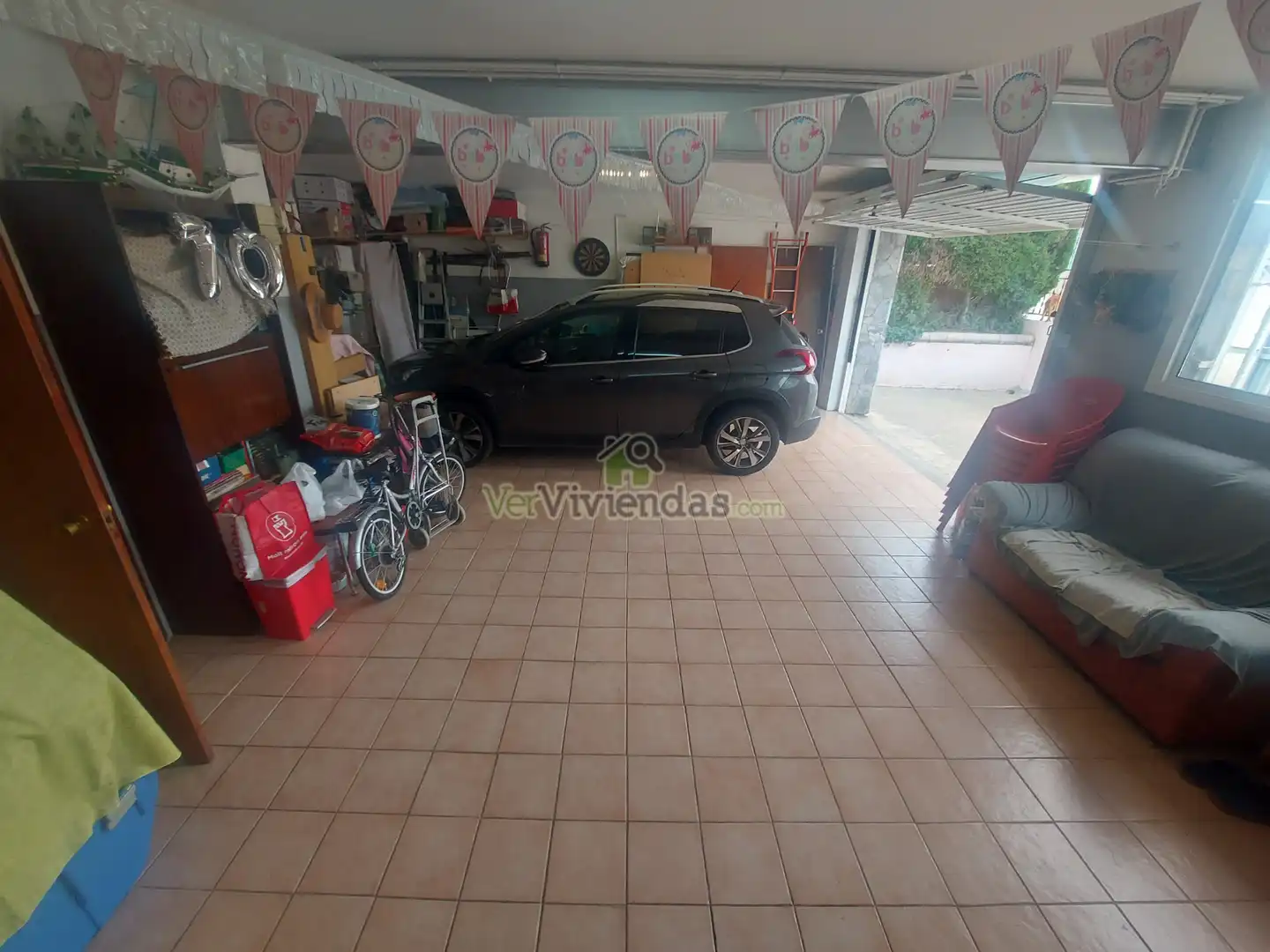 Parking of Houses for sale in Sant Vicenç Dels Horts  with Air Conditioner, Heating and Private garden