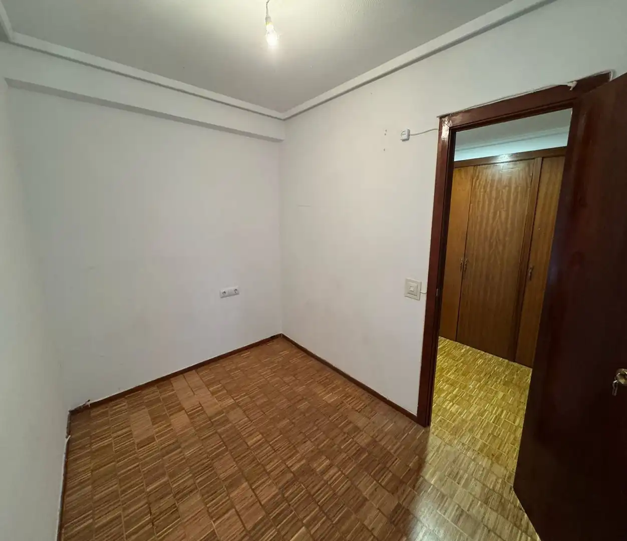 Piso en venta en Gijón  con Calefacción y Parquet