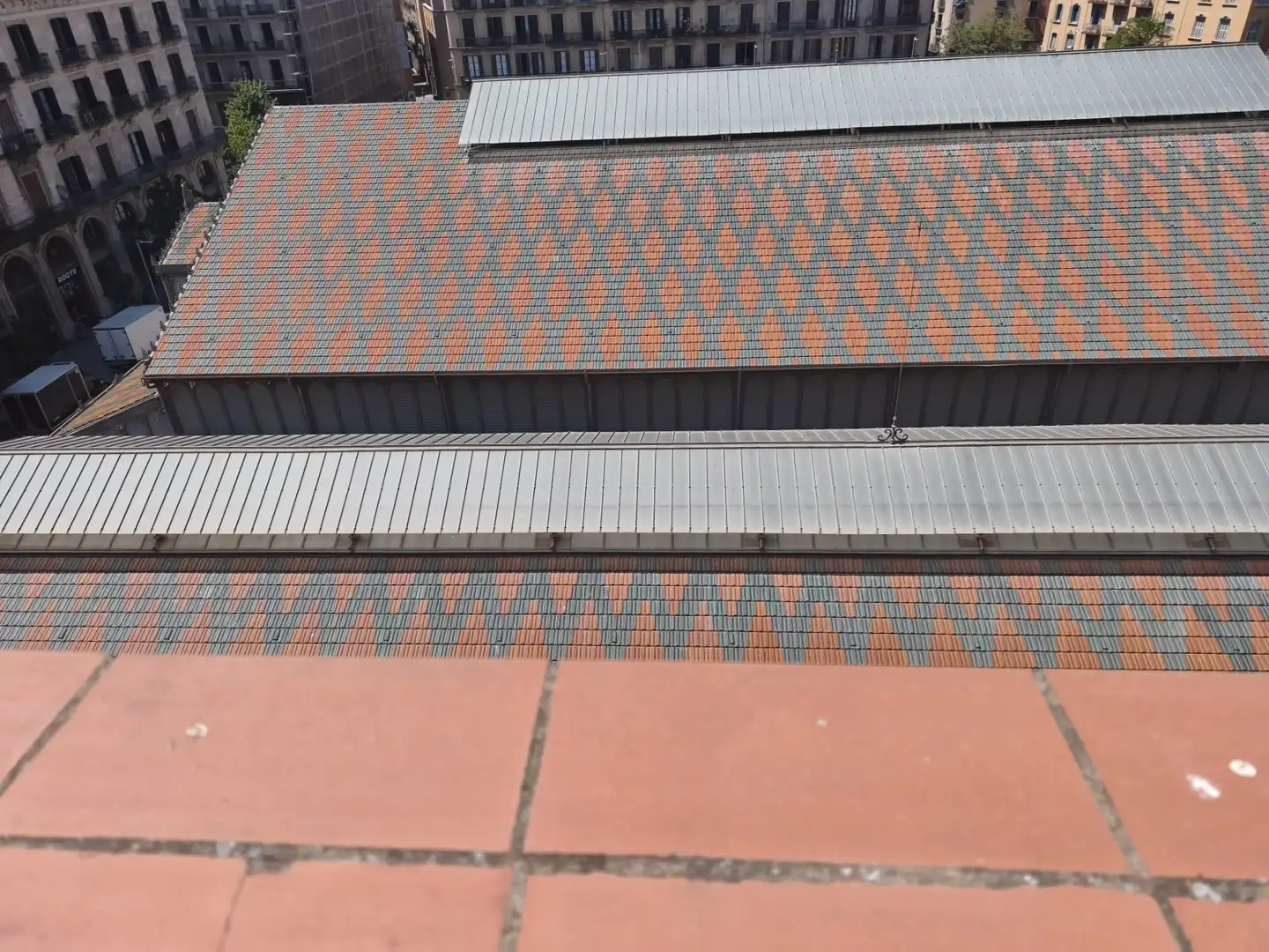 Außenansicht von Dachboden zur Miete in Barcelona mit Klimaanlage, Heizung und Terrasse