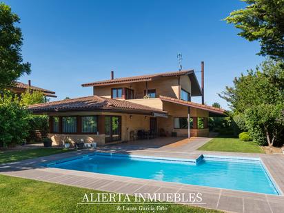 House or chalet for sale in Cadrete