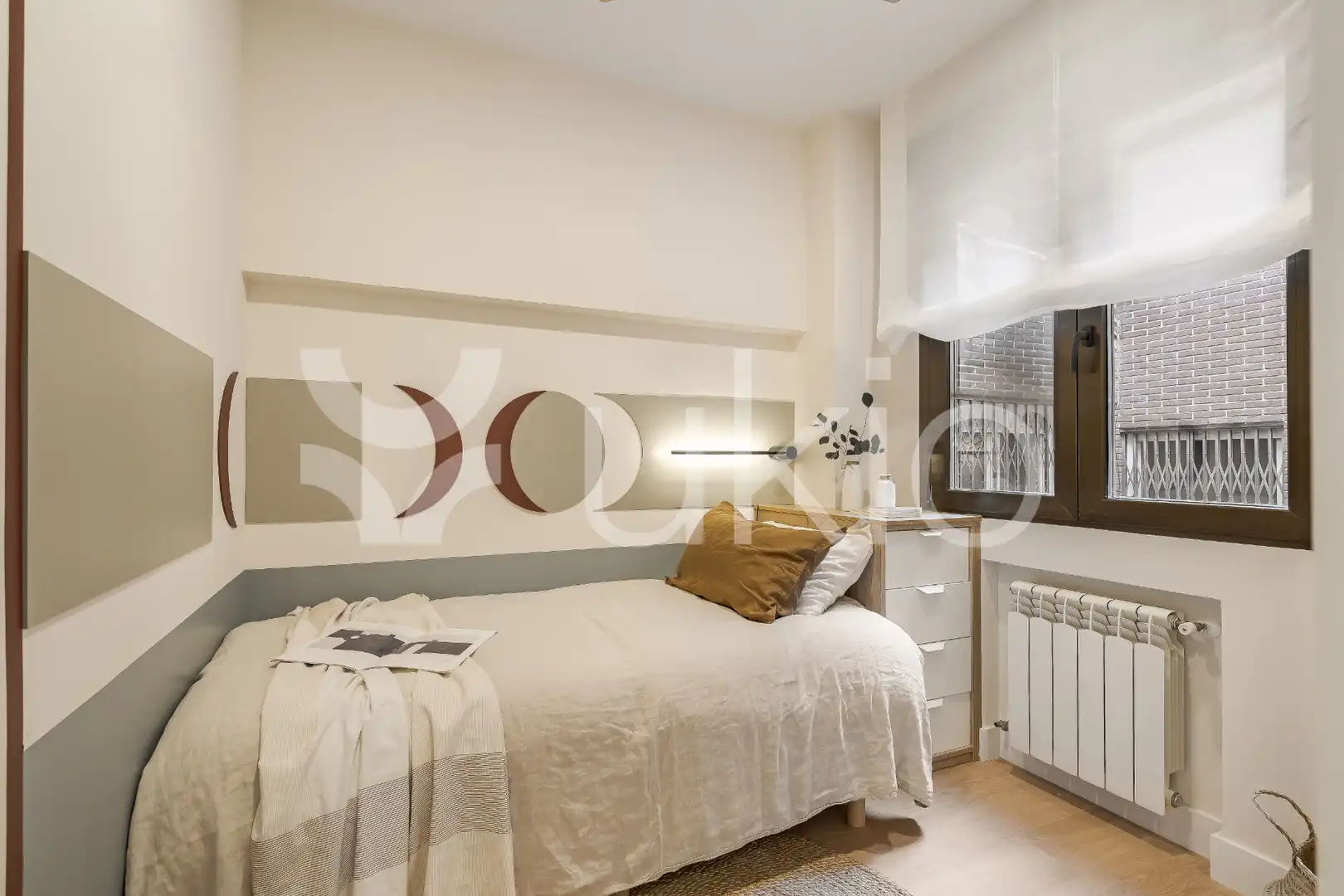 Schlafzimmer von Wohnungen zur Miete in Madrid mit Klimaanlage, Heizung und Möbliert