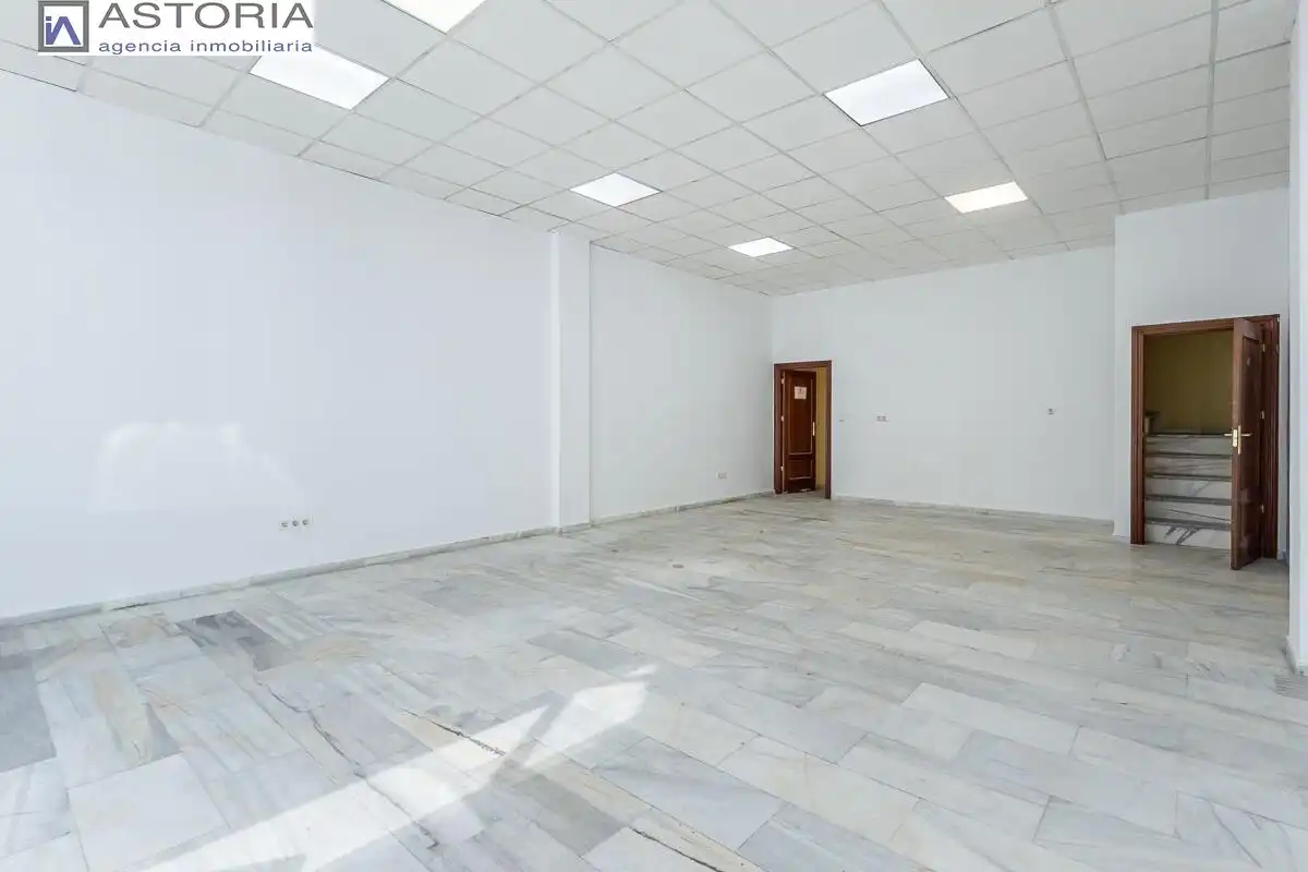 Nau industrial en venda a Avenida JUNCARIL, imagen 6
