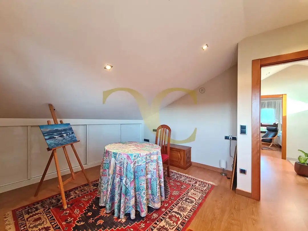 Habitación de Casa o chalet en venta en Siero con Calefacción, Terraza y Trastero