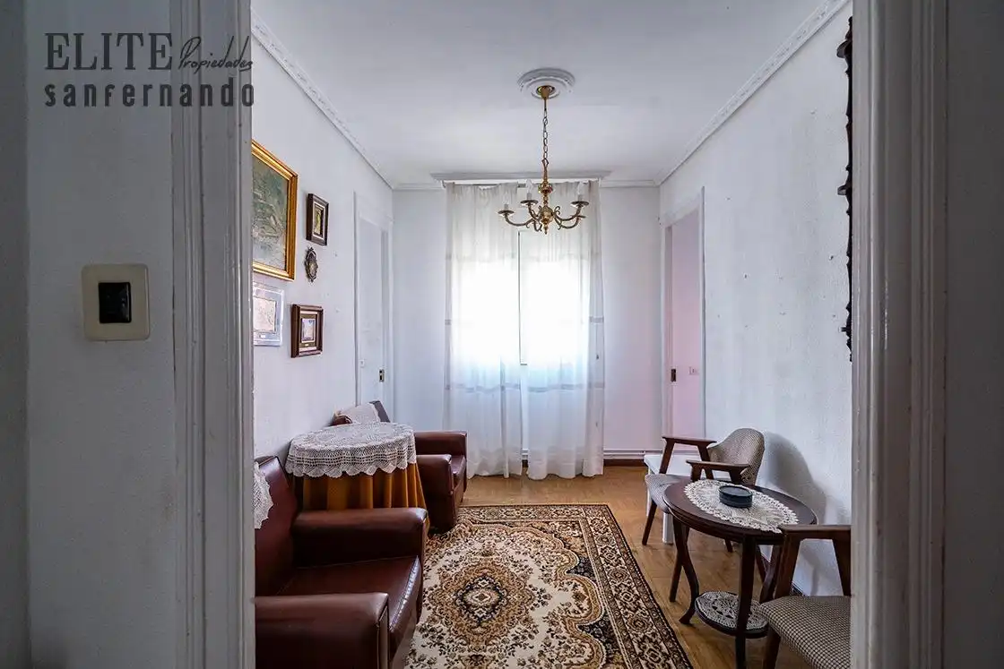 Sala de estar de Casa o chalet en venta en Santander con Calefacción, Jardín privado y Parquet