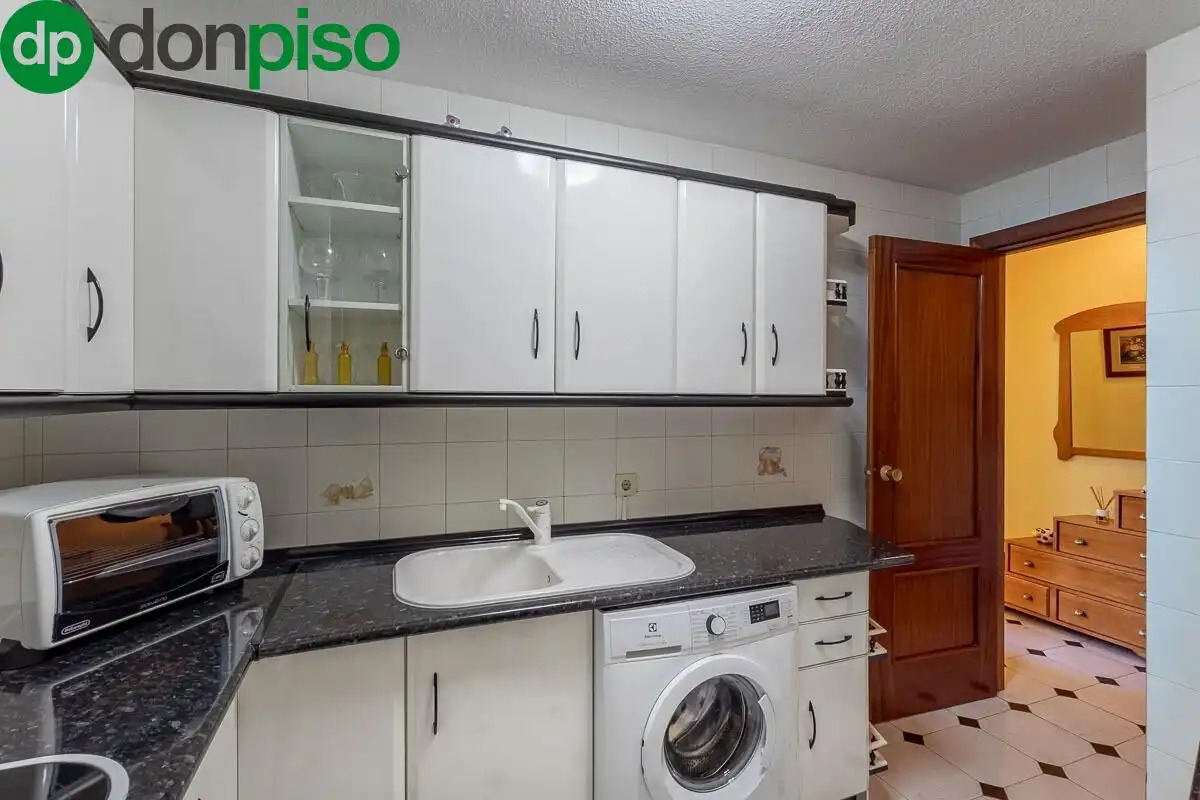 Piso en venta en Calle de Velimar, 21, Velilla - Velilla Taramay