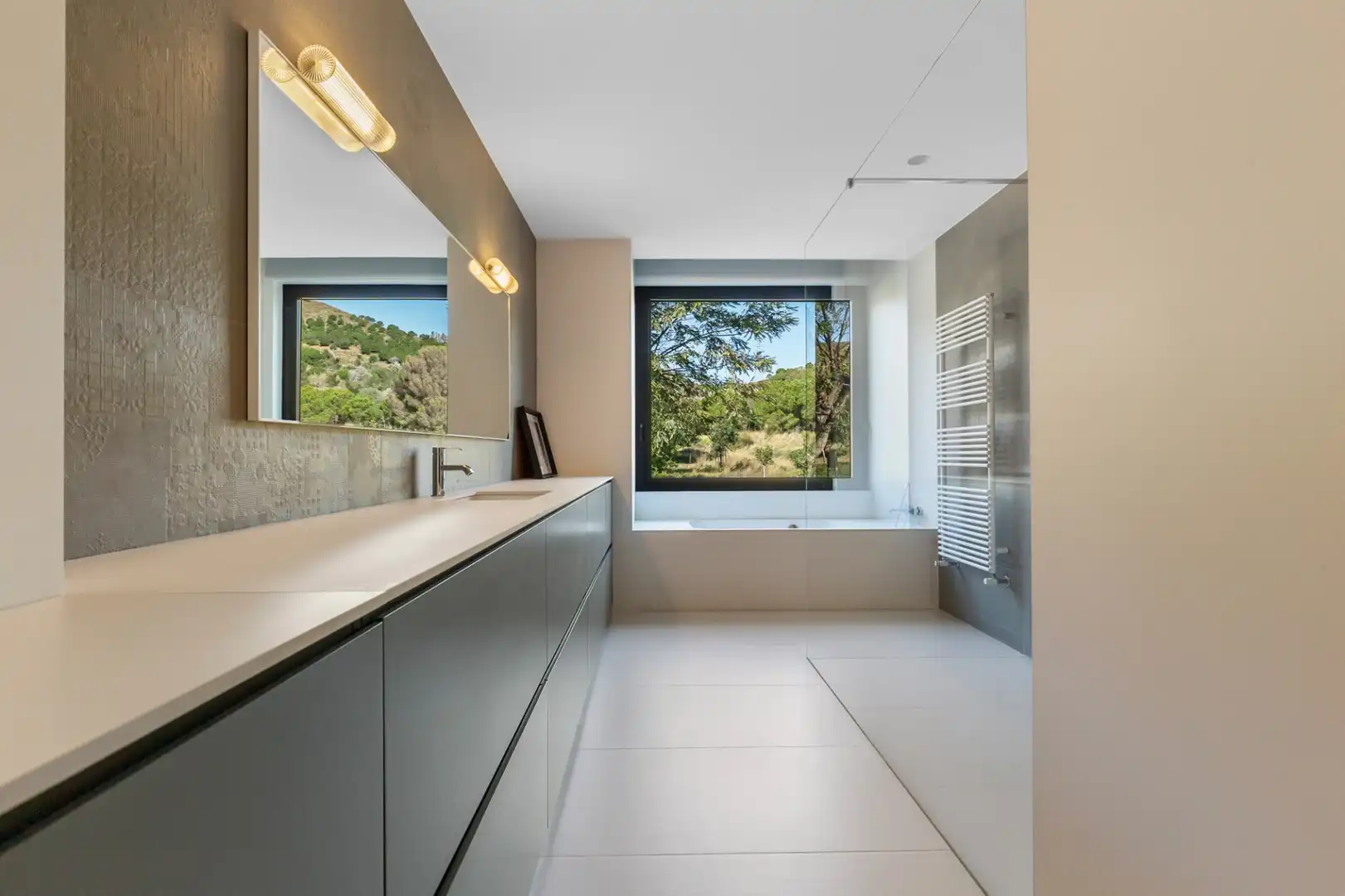 Baño de Casa o chalet en venta en Esplugues de Llobregat con Aire acondicionado, Calefacción y Terraza
