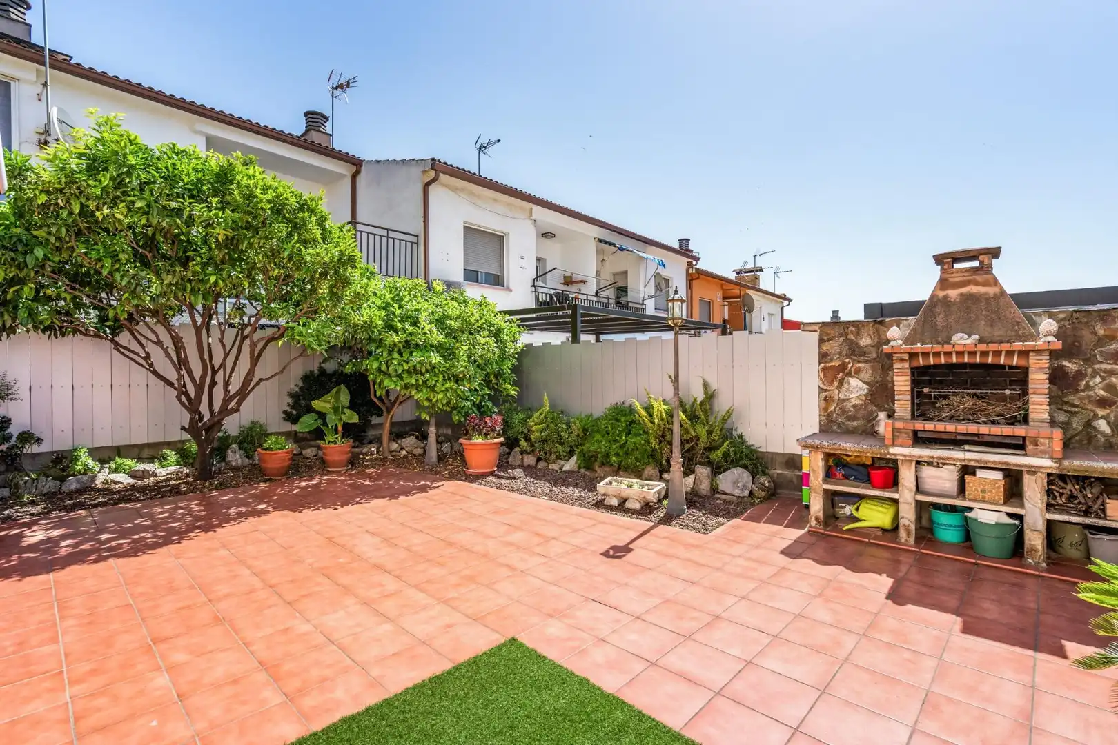 Terrassa de Casa adosada en venda en Parets del Vallès amb Aire condicionat, Calefacció i Jardí privat