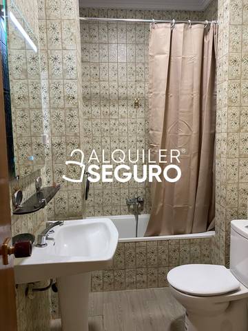 Piso en Alquiler en Cipres en Casco Antiguo