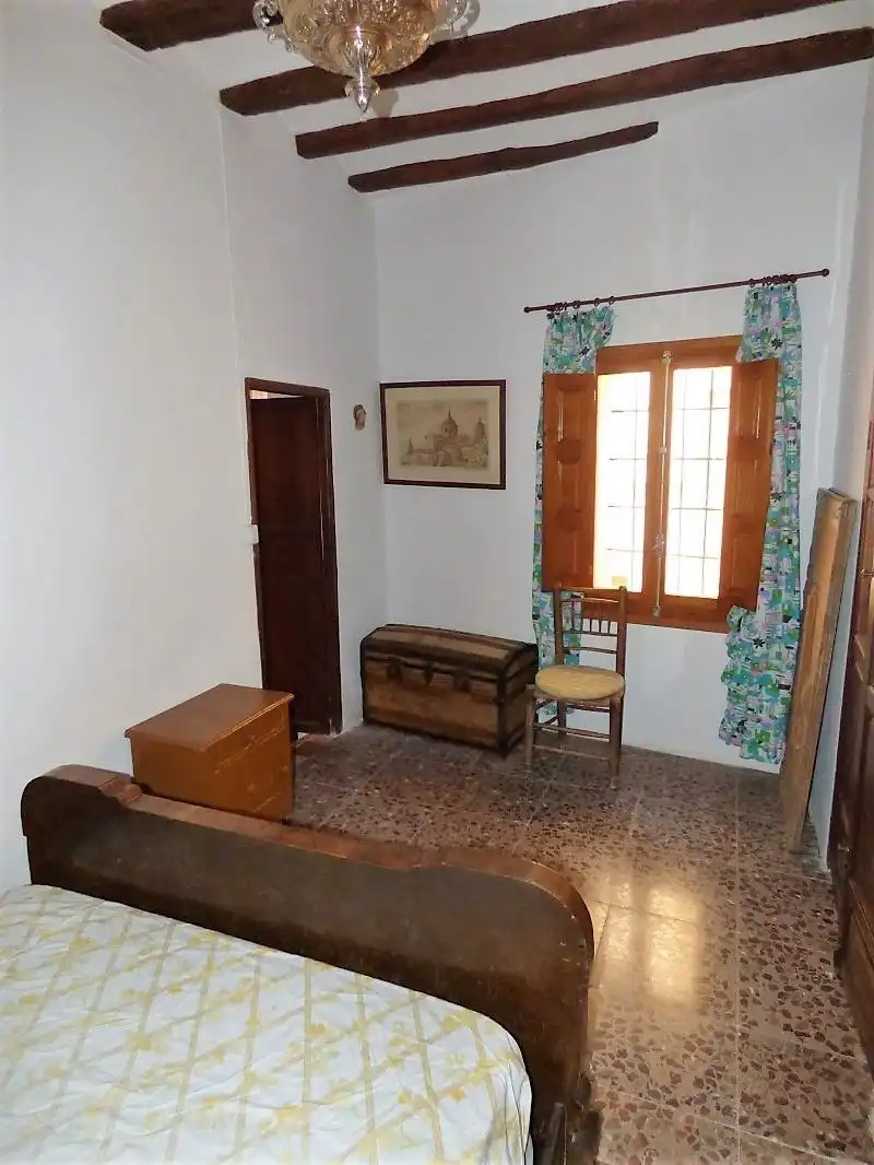 Schlafzimmer von Country house zum Verkauf in Sella mit Privatgarten, Terrasse und Abstellraum