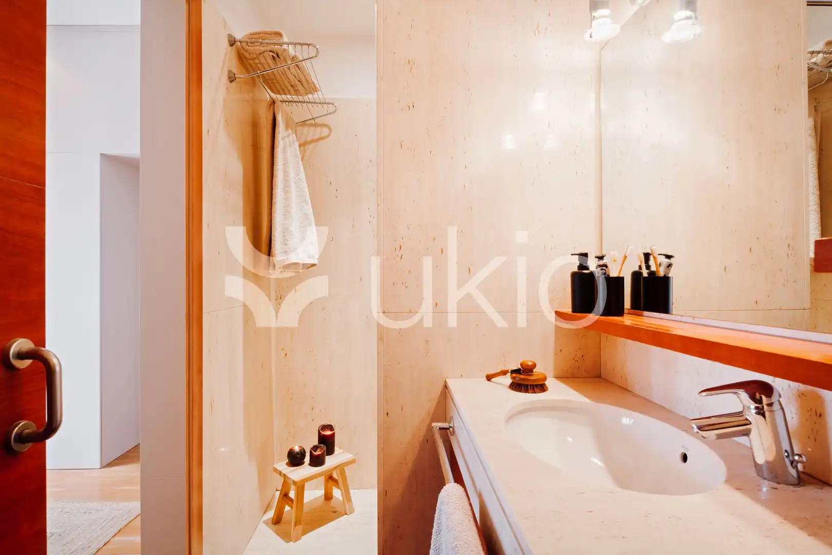 Apartamento con terraza en alquiler en Carrer d'Aragó, imagen 9