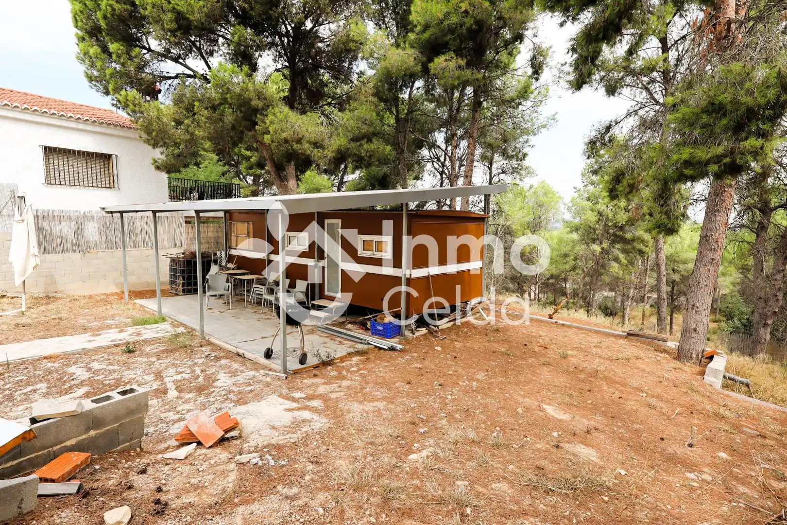 Haus oder Chalet zum Verkauf in Chiva mit Klimaanlage, Privatgarten und Schwimmbad