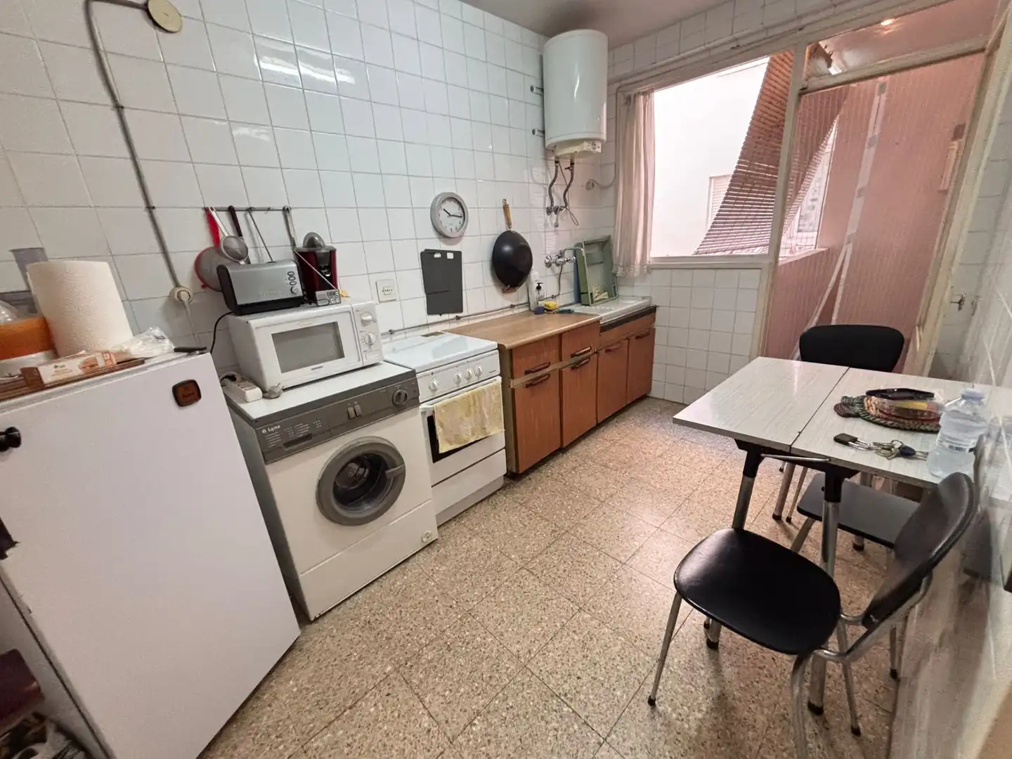 Cuina de Pis en venda en Alicante / Alacant amb Moblat i Balcó
