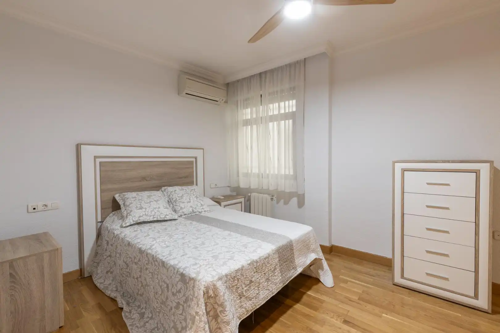 Piso en venta en Calle CARRIL DEL PICON, 3, Centro - Sagrario