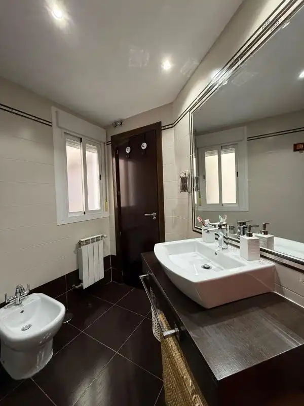Baño de Oficina en venta en Leganés con Calefacción