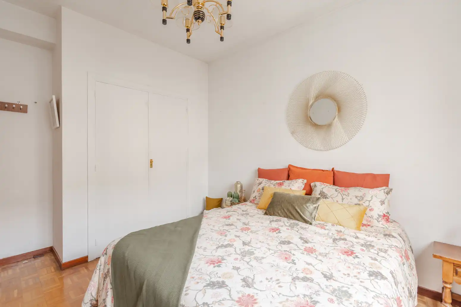 Habitación de Piso en venta en  Pamplona / Iruña con Calefacción, Parquet y Terraza