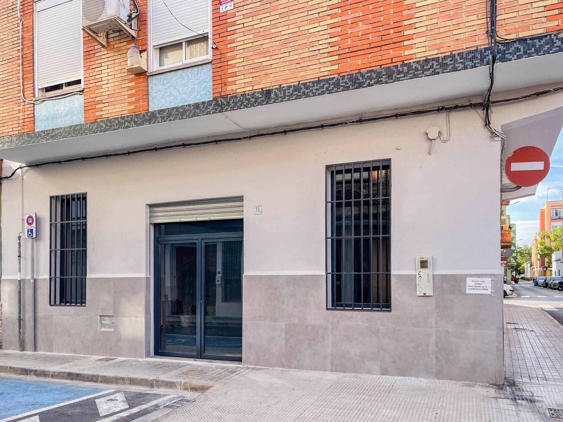 Local en venta en  DOS DE MAYO, 15