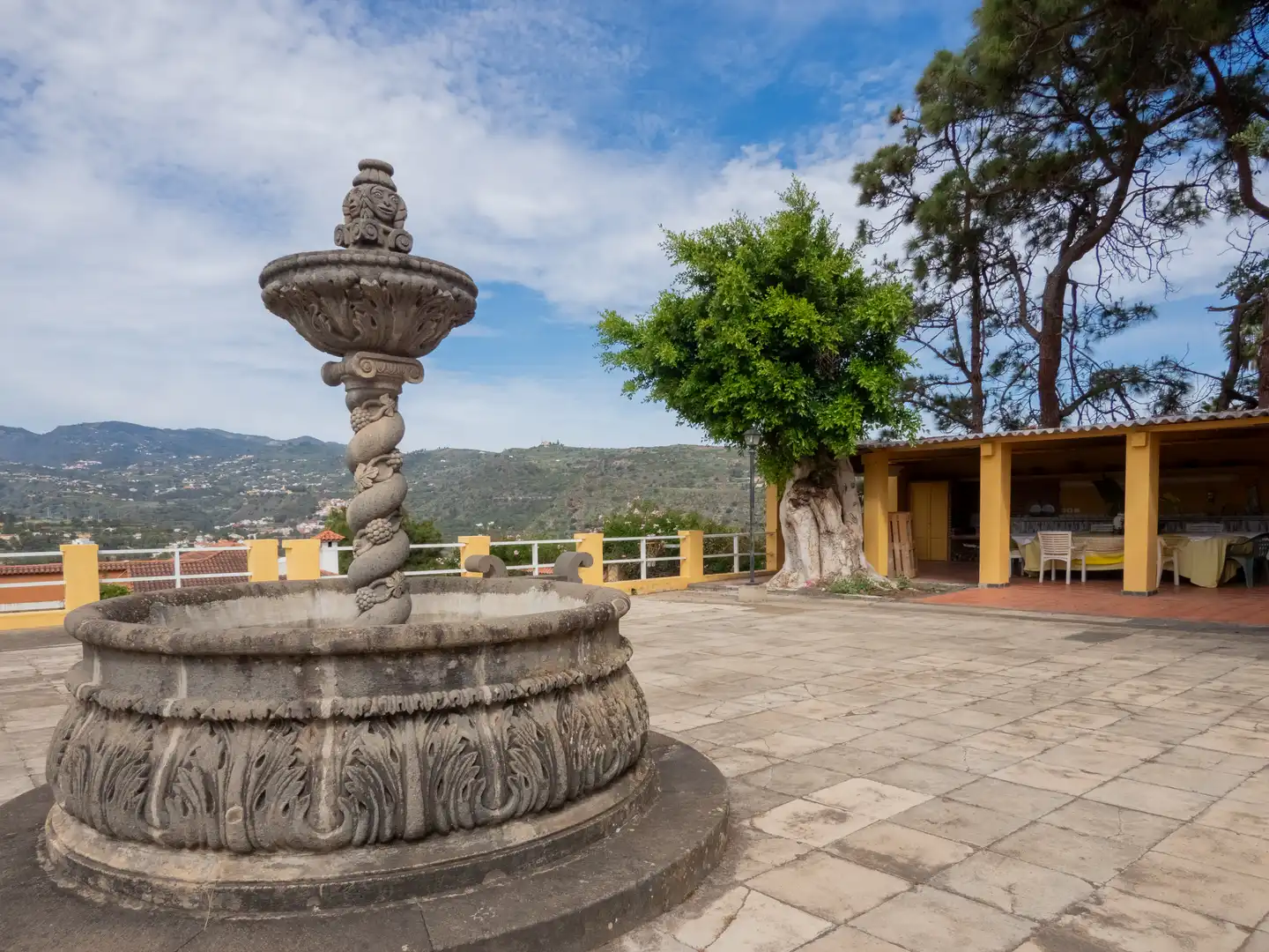 Außenansicht von Haus oder Chalet zum Verkauf in Santa Brígida mit Privatgarten, Terrasse und Abstellraum