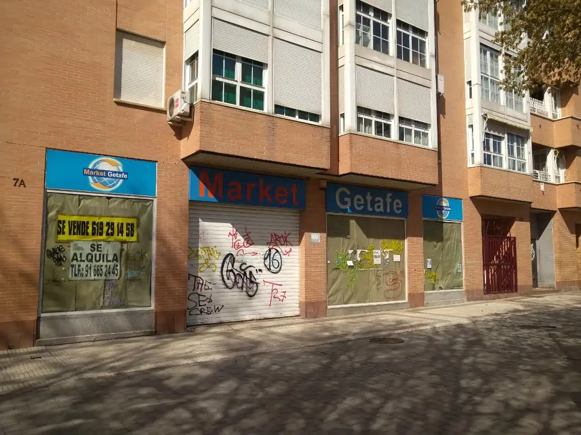 Business premises for sale in Juan de la Cierva, imagen 2