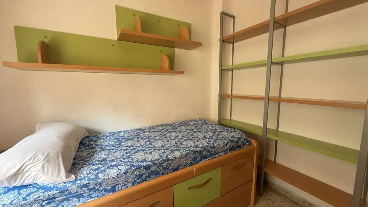 Bedroom of Flat for rent in Granada  with Furnished and Balcony