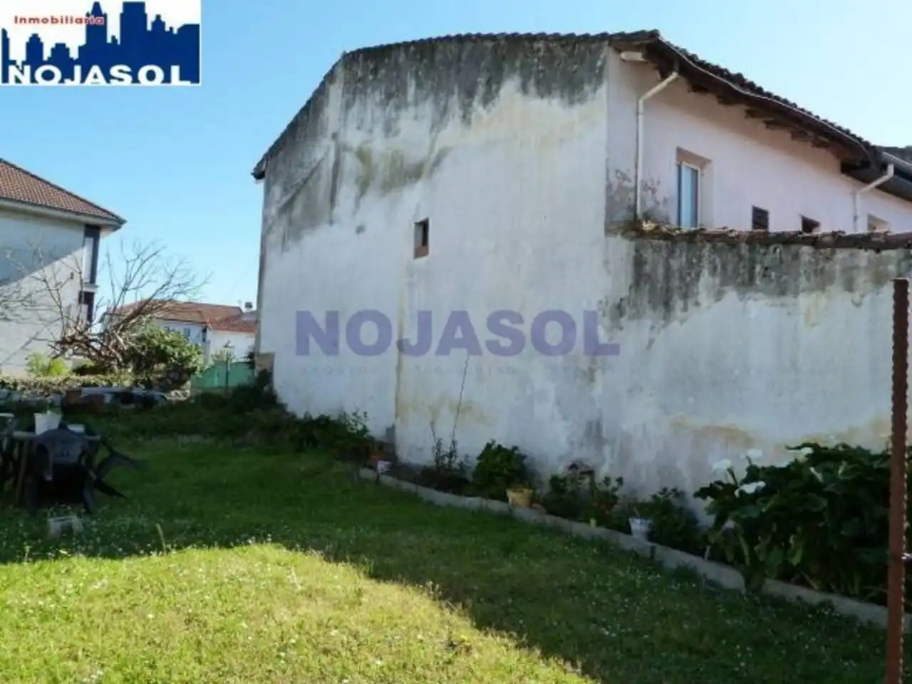 Casa adosada en venda en Escalante amb Moblat