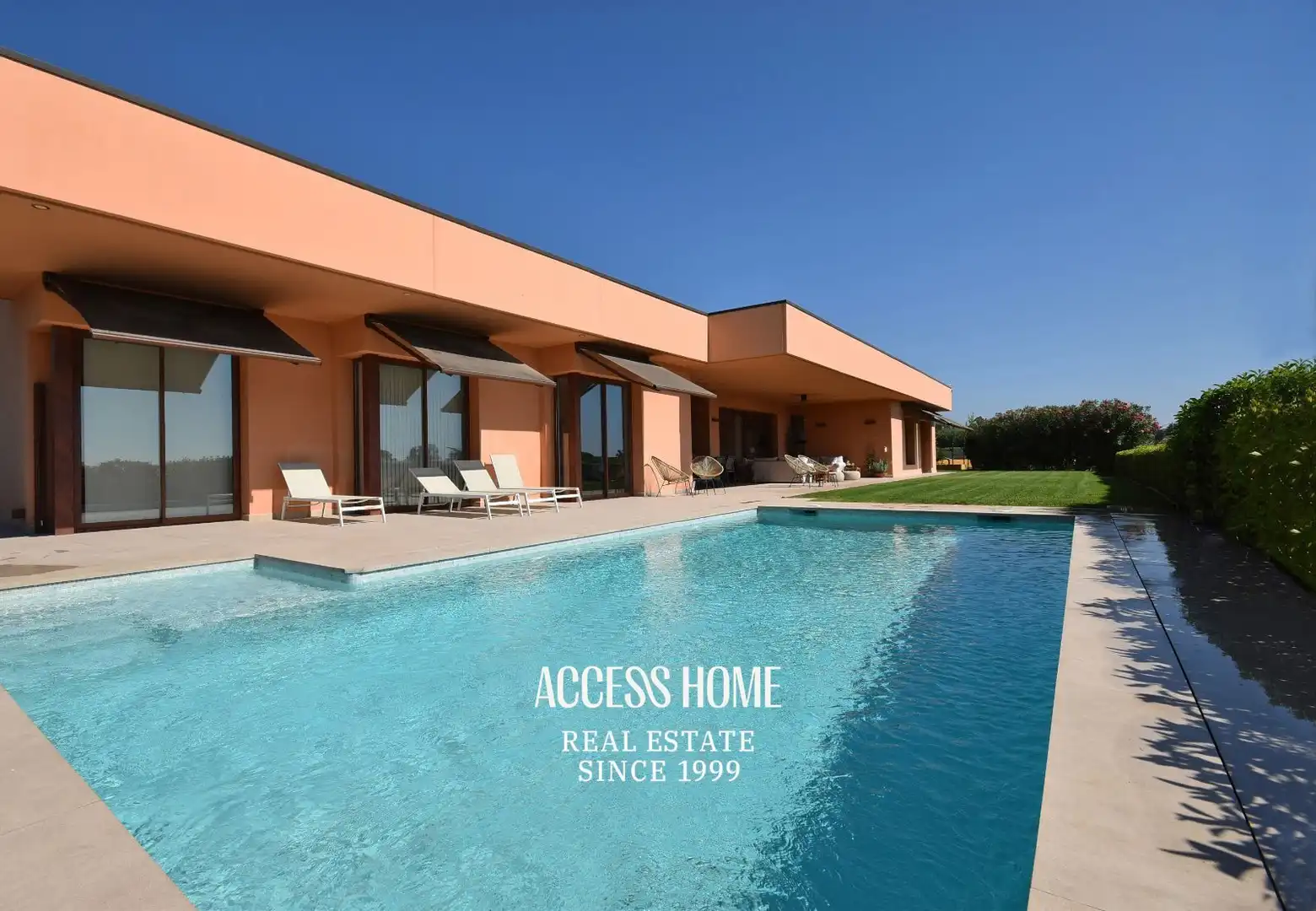 Villa mit Pool zum Verkauf in Sant Vicenç centre