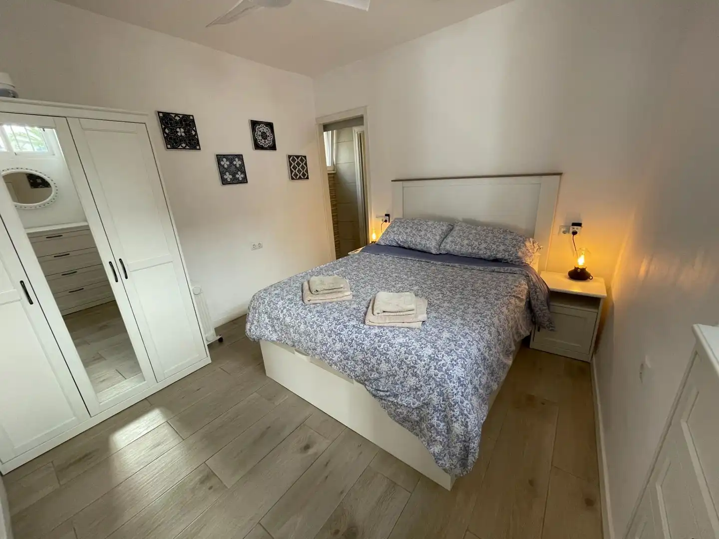 Schlafzimmer von Erdgeschoss zum Verkauf in Estepona mit Klimaanlage und Möbliert