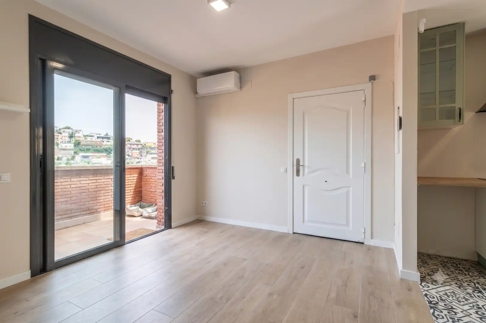 Casa bifamiliare con terrazza in vendita a Carrer de Sant Jeroni, imagen 3