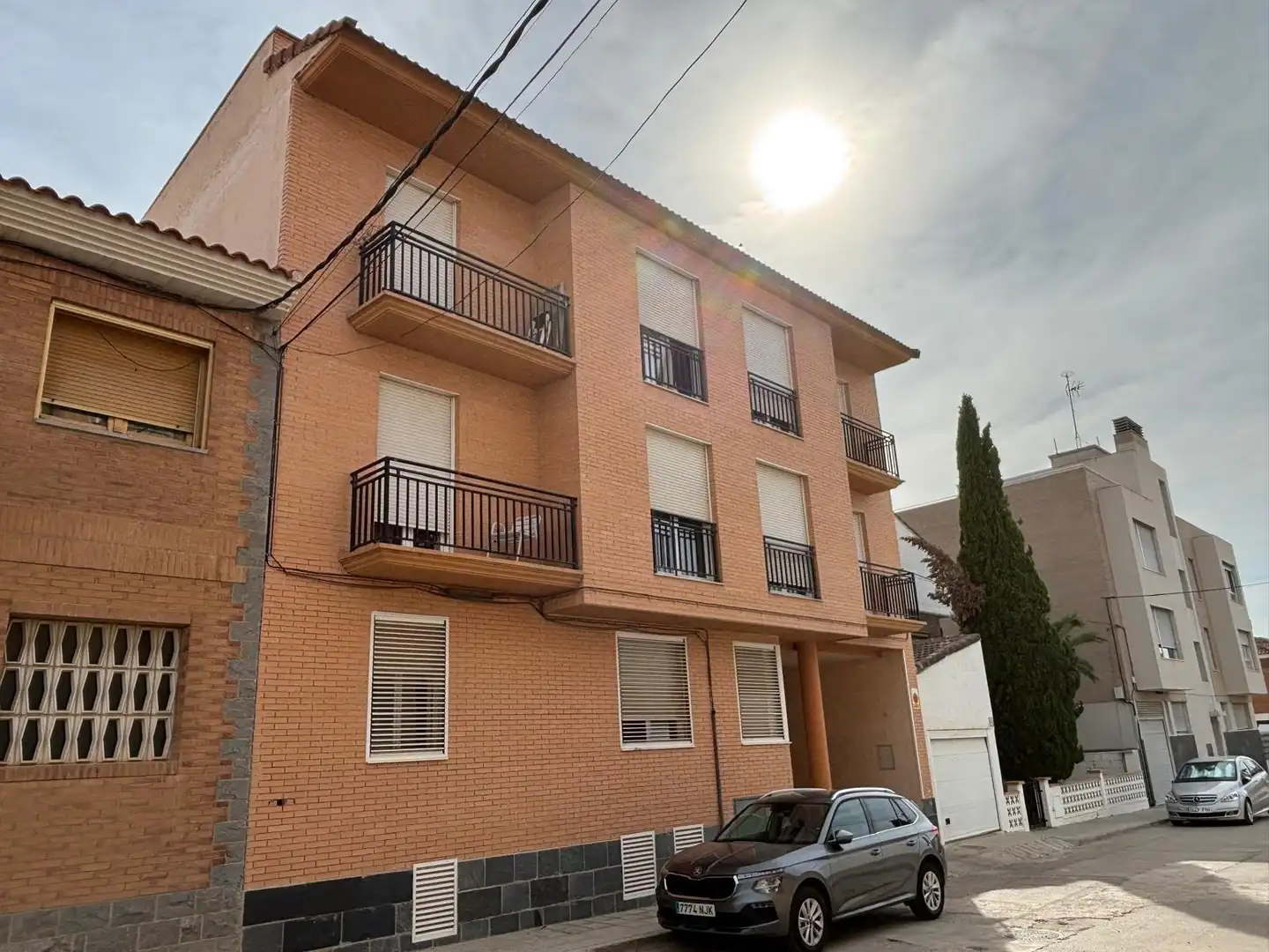 Vista exterior de Piso en venta en Fuentes de Ebro con Trastero