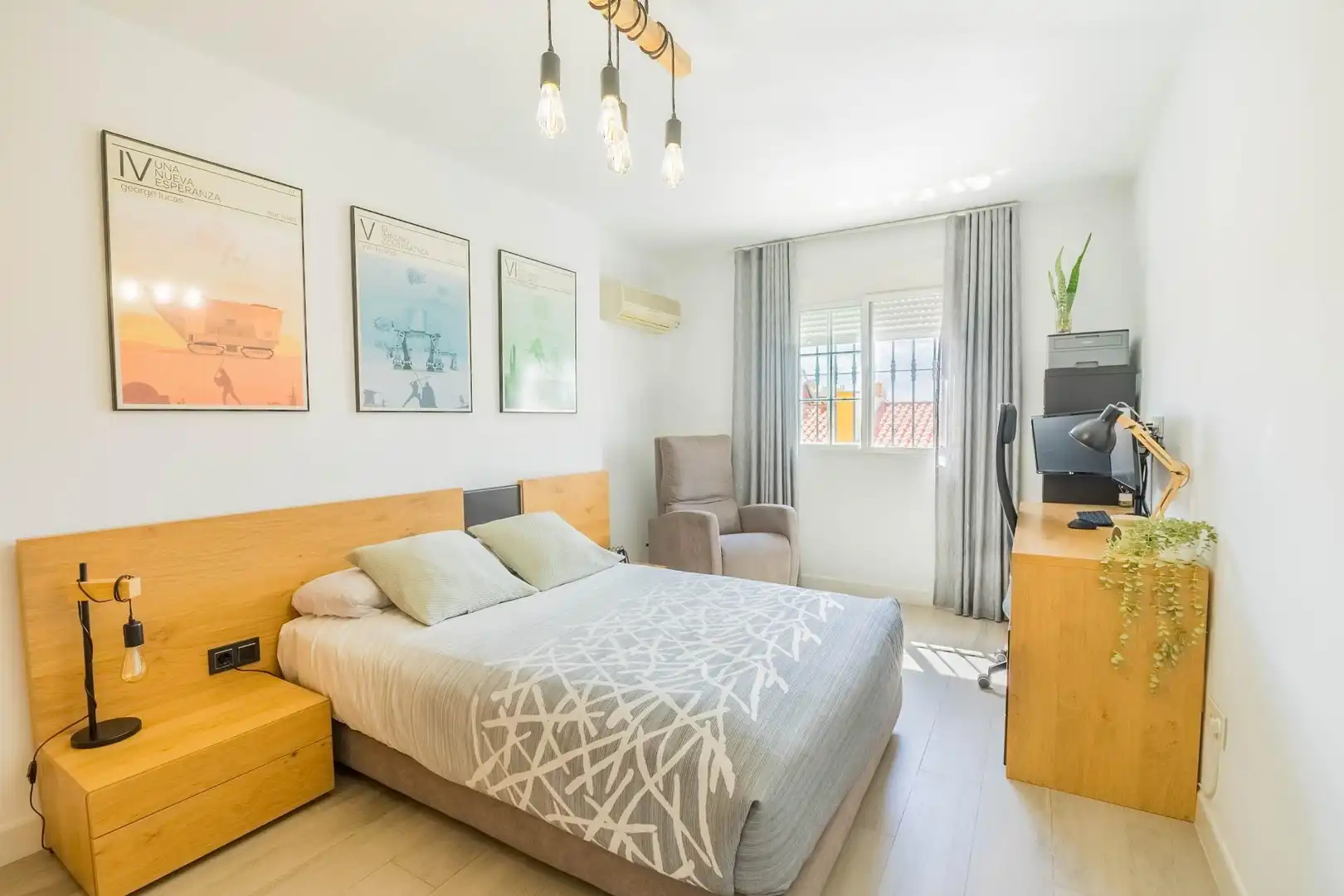 Bedroom of Houses for sale in Málaga  with Air Conditioner, Heating and Terrace