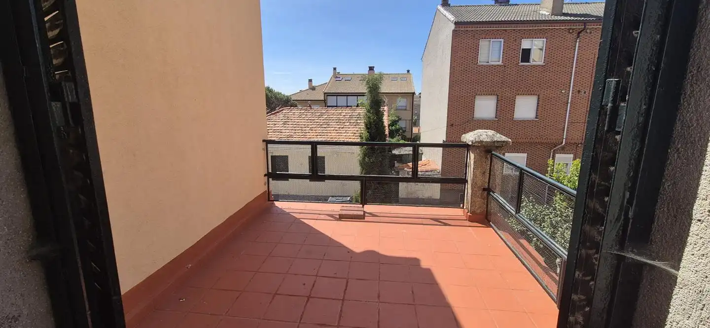 Flat for sale in Del Molinillo, Las Navas del Marqués