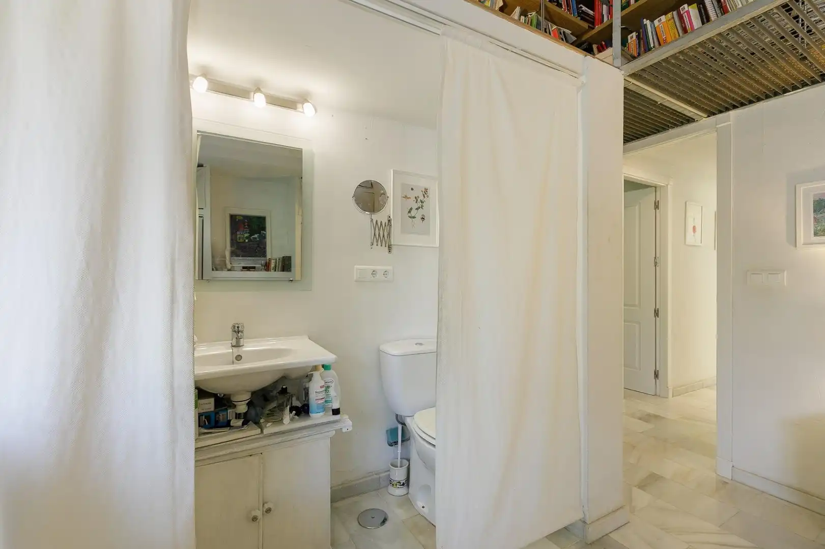 Bathroom of Houses for sale in Churriana de la Vega  with Private garden, Terrace and Swimming Pool
