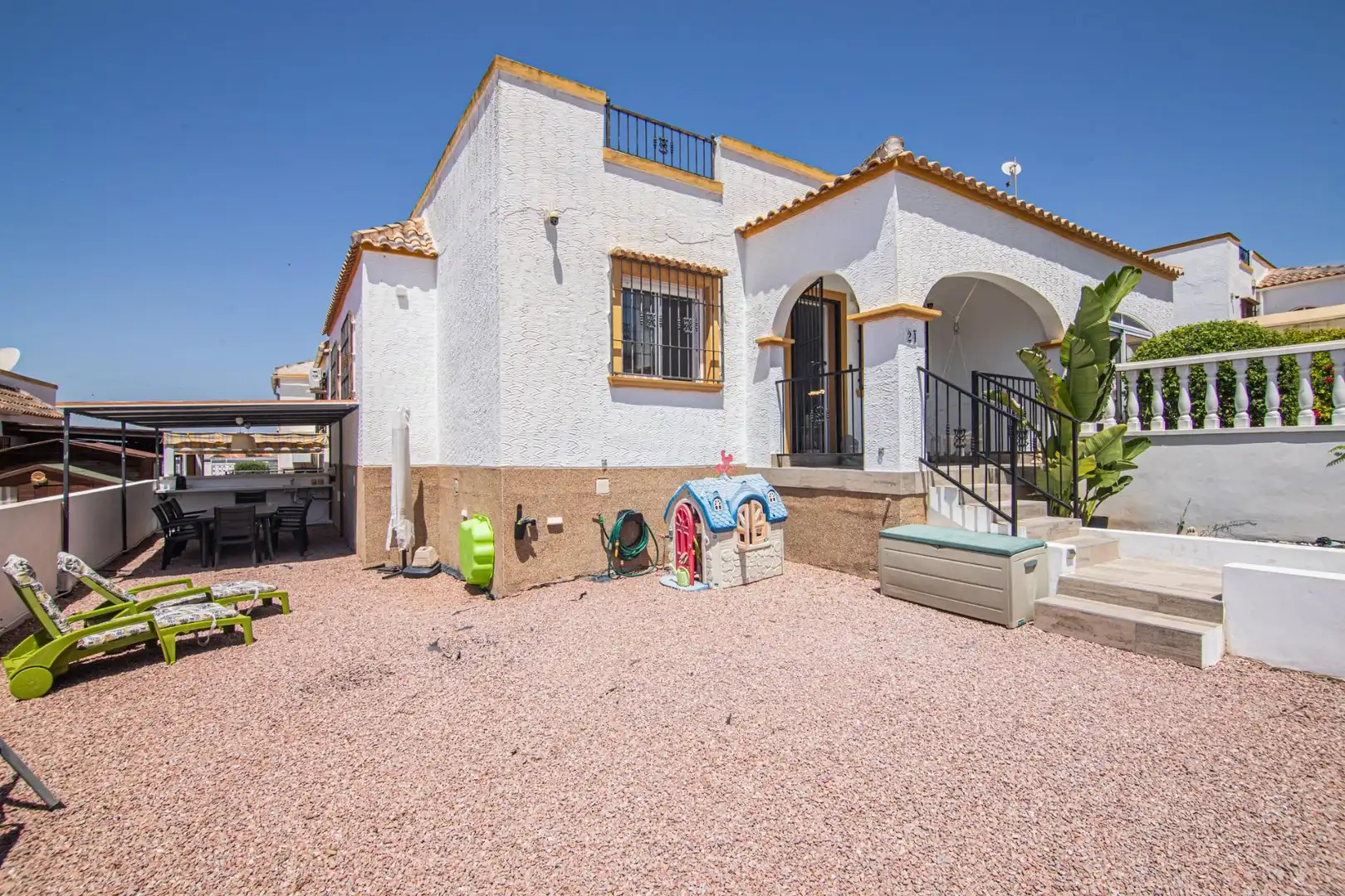 Vista exterior de Casa o chalet en venta en San Fulgencio con Aire acondicionado, Calefacción y Jardín privado