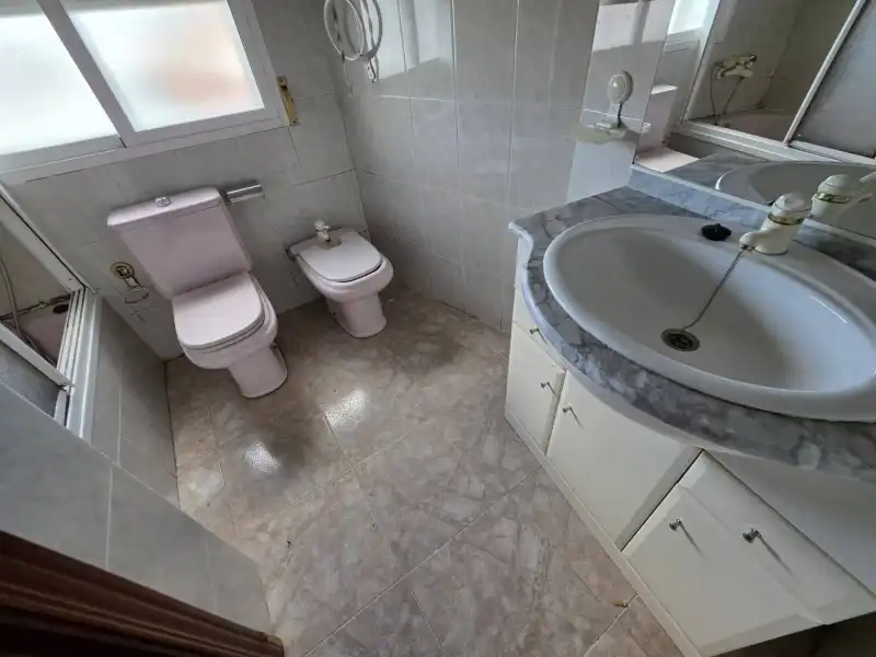 Baño de Casa o chalet en venta en Madroñera con Jardín privado