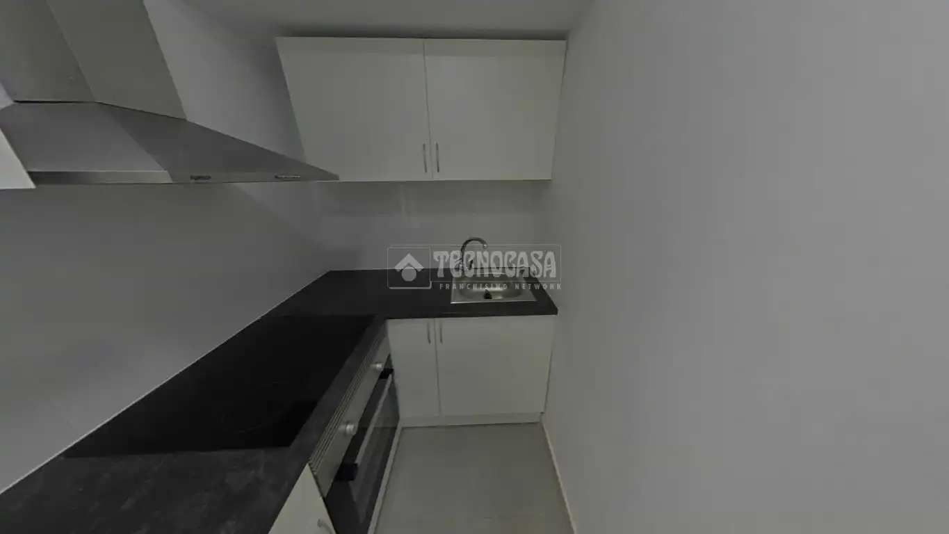 Küche von Wohnung zum Verkauf in Cornellà de Llobregat