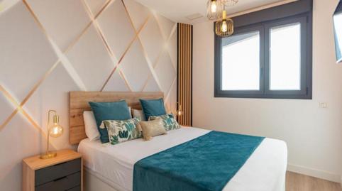 Foto 2 de Apartament de lloguer a Martiricos - La Roca - La Rosaleda, Málaga