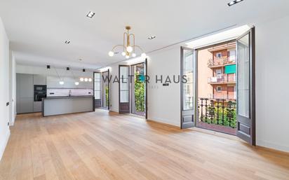 Exterior view of Flat for sale in  Barcelona Capital